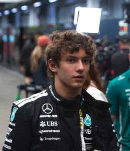 Antonelli discute pressão e estratégia com pneus em Las Vegas