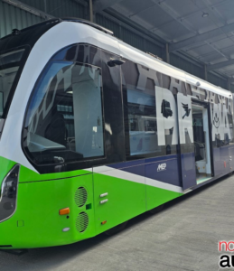 Bonde urbano digital começa testes com pneus no Paraná