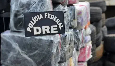Polícia Federal apreende 110 kg de cocaína em caminhão na BR-364