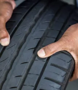 Cuidados com pneus asseguram segurança nas viagens de fim de ano