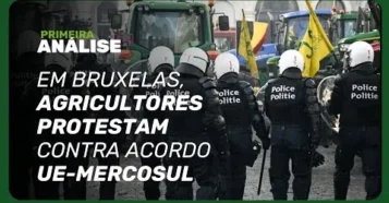 Agricultores protestam em Bruxelas com pneus queimados