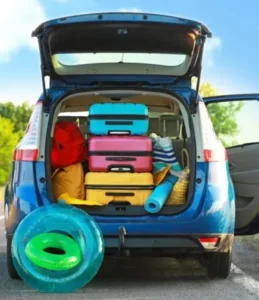 Carro carregado na estrada: impacto no desempenho e segurança