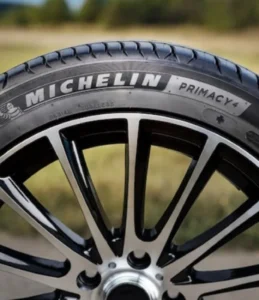 Michelin lança pneus com IA na CES 2026 para mais segurança