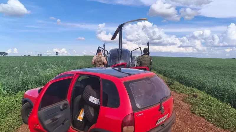 Helicóptero auxilia apreensão de carro com contrabando na região