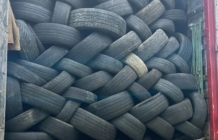 Vigilância em saúde coleta mais de 15 toneladas de pneus inservíveis