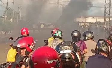 População da Zona Leste protesta por asfaltamento em Manaus